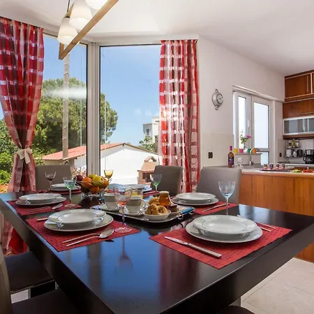 Villa Nima